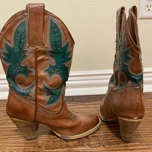 Women’s Cowboy boots